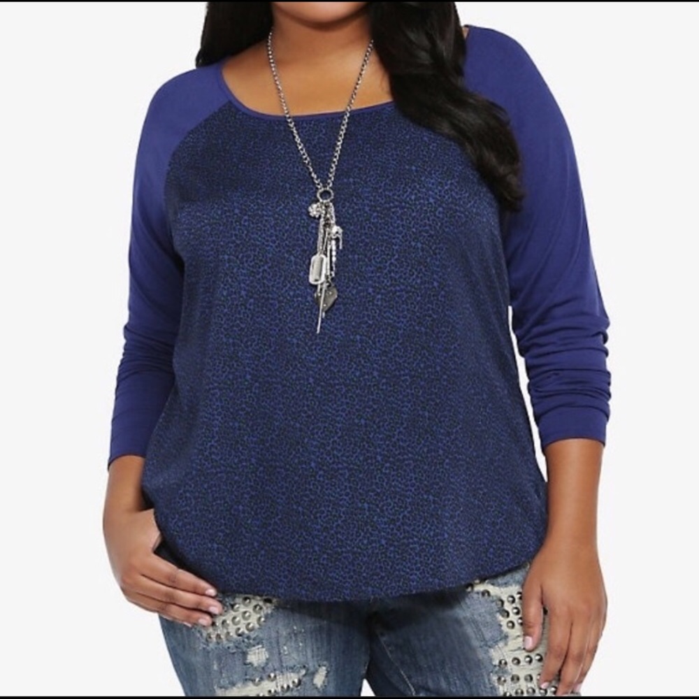 Torrid 3/4 sleeve leopard print raglan